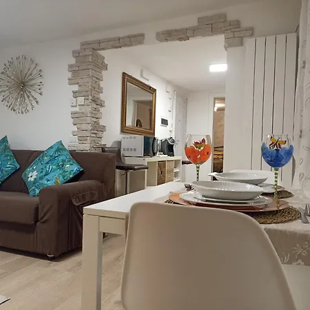 Cristiano House *